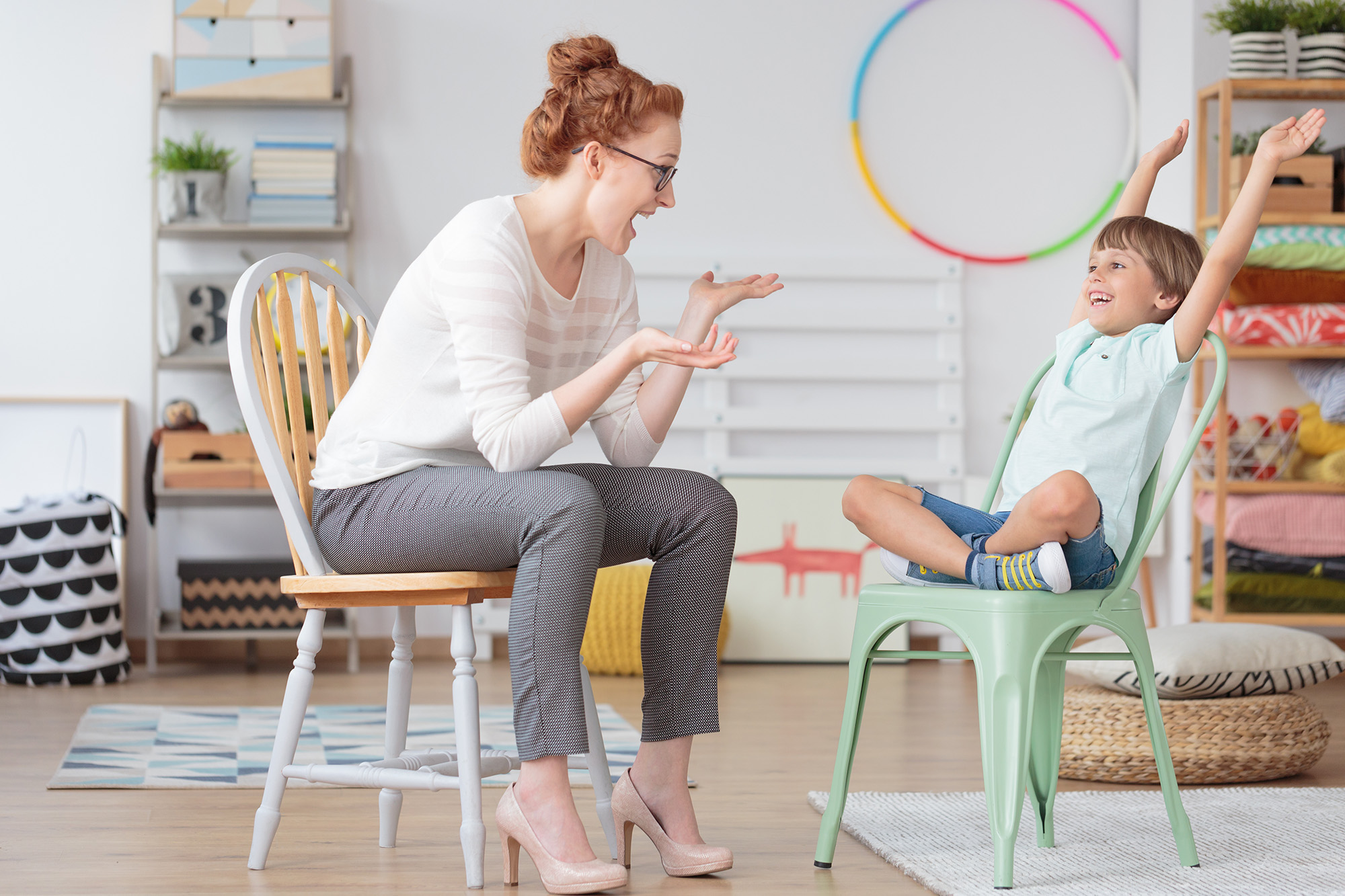 play-therapy-session-chair